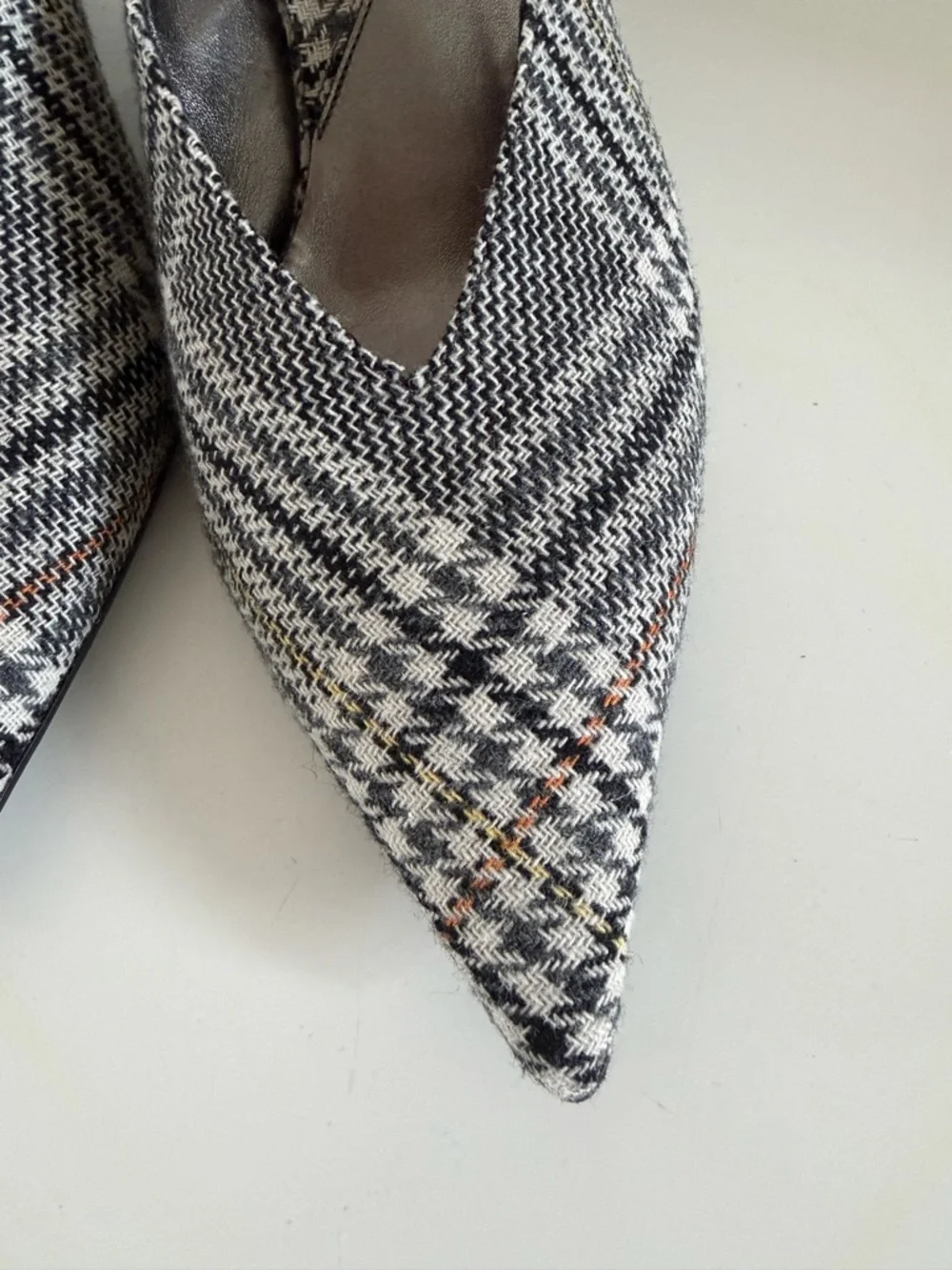 DOROTHEE SCHUMACHER • Check It Out Kitten Heel Pump in Grey - Picture 3 of 14